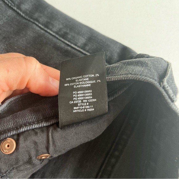 Aritzia Denim Forum black yoko bermuda - Picture 6 of 7